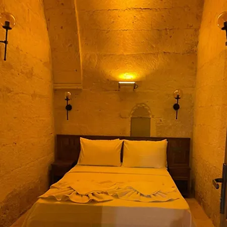 The Luxury Caves 3*