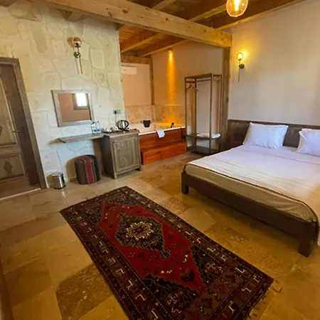 The Luxury Caves 3*